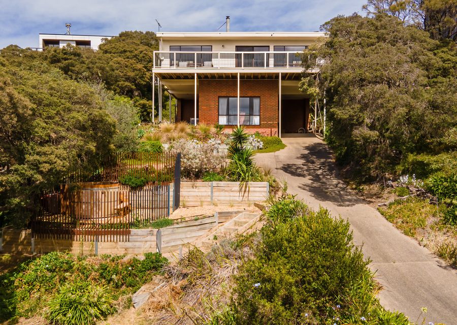 Koonya Treetops with Cedar Spa