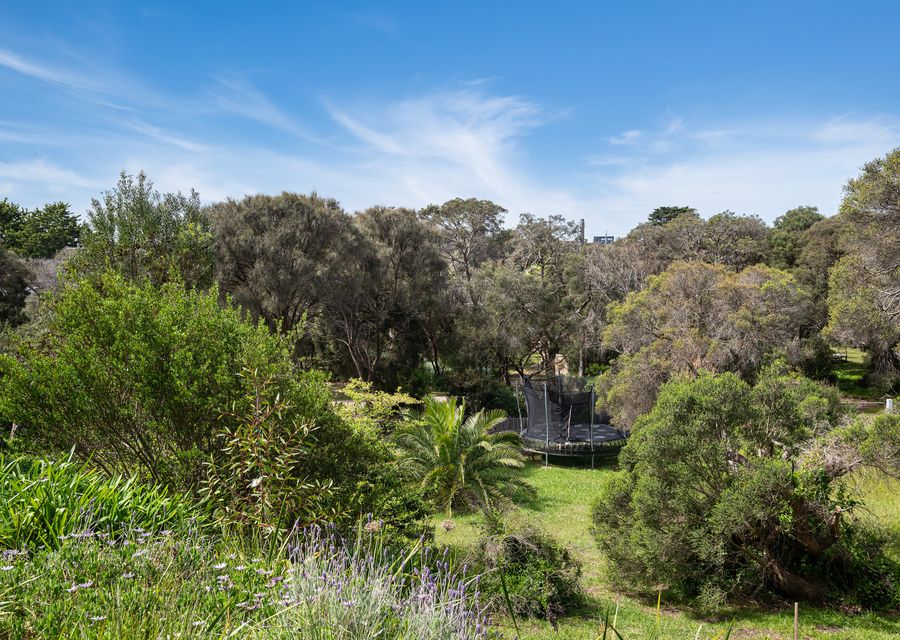 Koonya Treetops with Cedar Spa and sauna