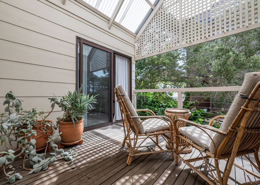 Koonya Treetops with Cedar Spa and sauna