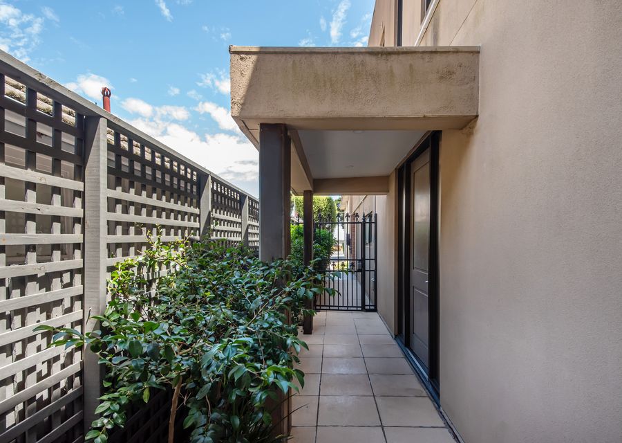 Esplanade Escape to the Brighton Beach Boxes