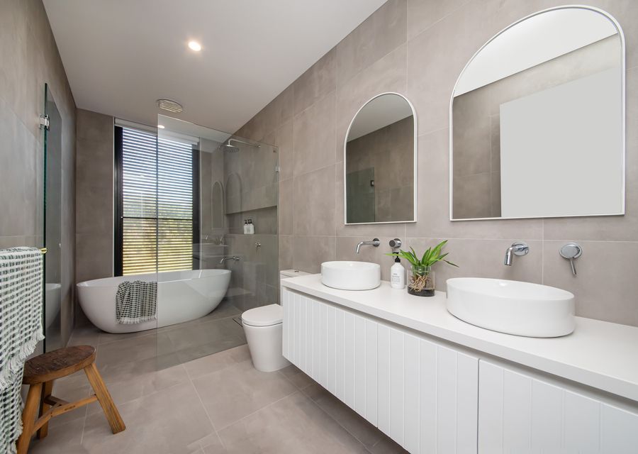 Main bathroom