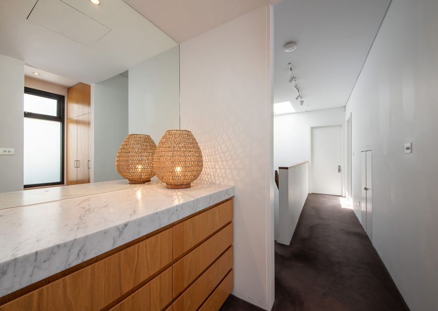 Decorations and lighting