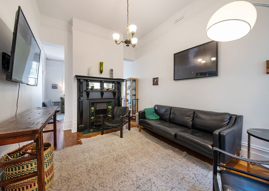 Second living with smart tv