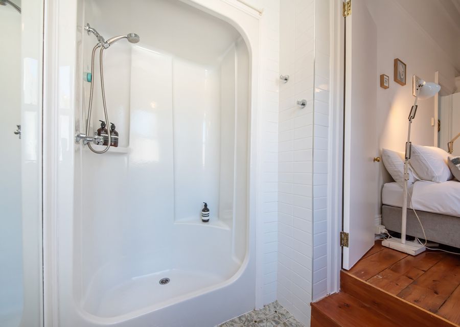 Master bedroom ensuite