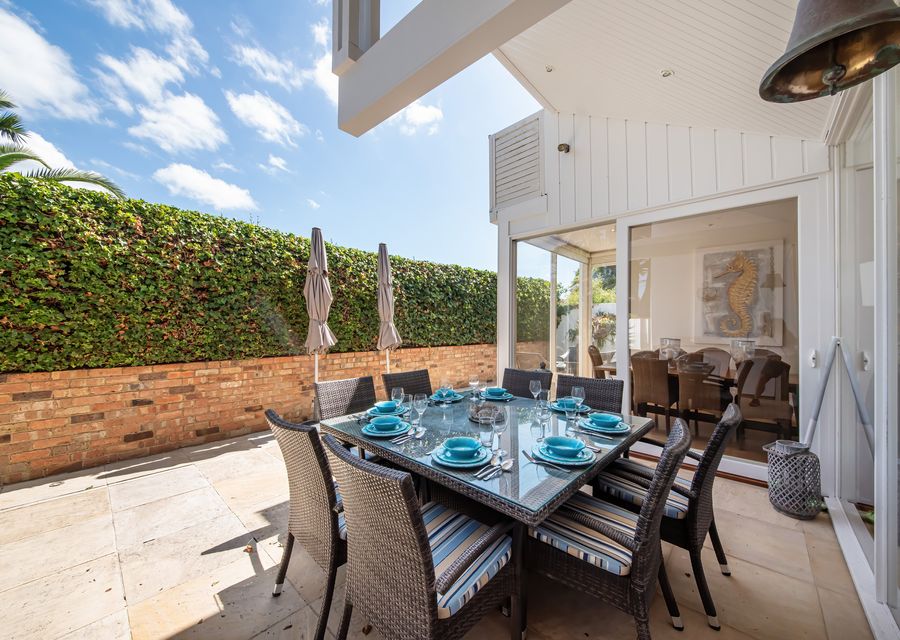 Sitting area for outdoor dining and bonding experience