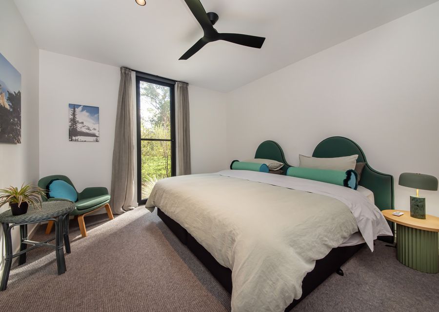 Bedroom three with king bed or two king single beds with ensuite