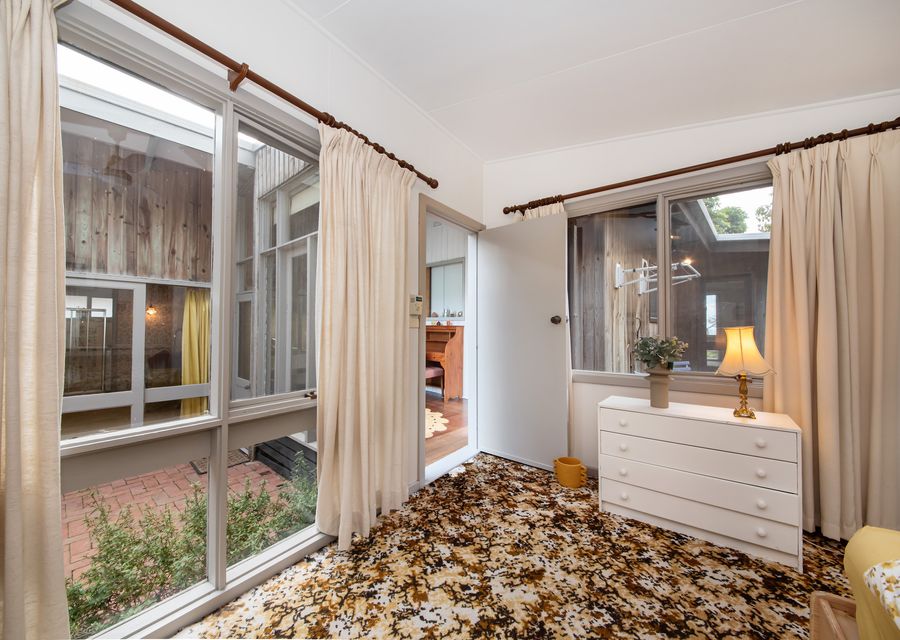 Pebble Views by Property Mums