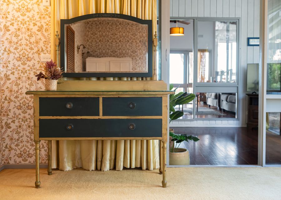 Pebble Views by Property Mums