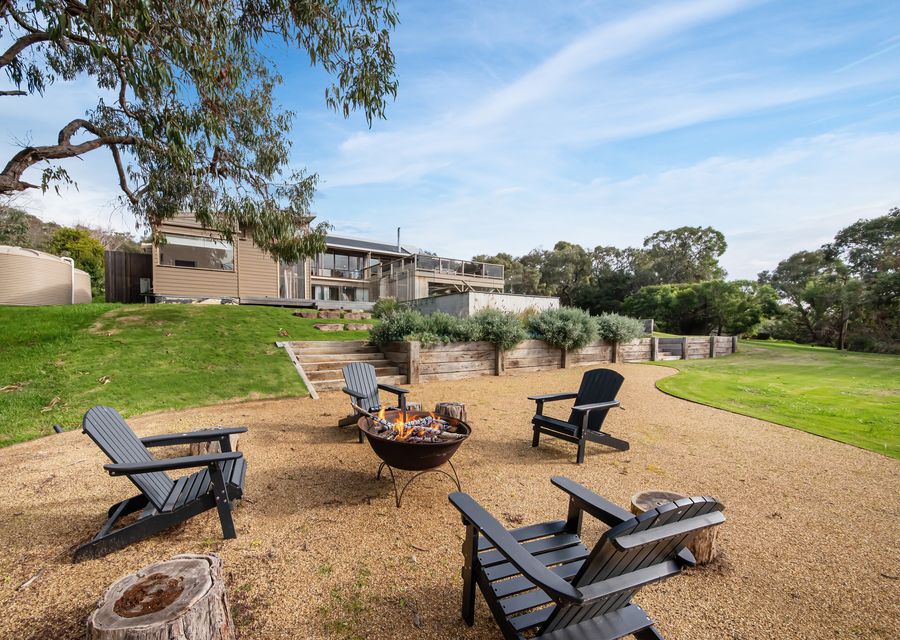 Long View – Heated Pool in Red Hill
