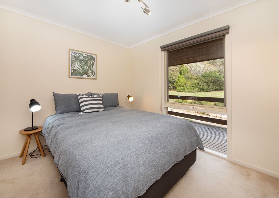 Bedroom 3 (upstairs) queen bed