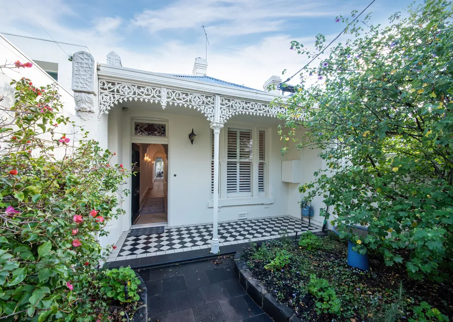 Hazel – the perfect escape in Hawksburn