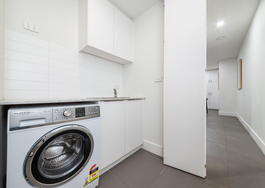 Washing and dryer in one 