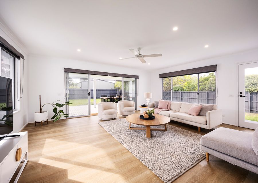 Living room with Smart TV 