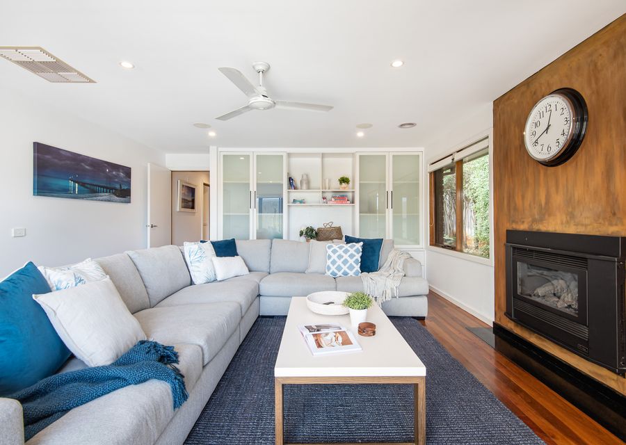 Gas fireplace 