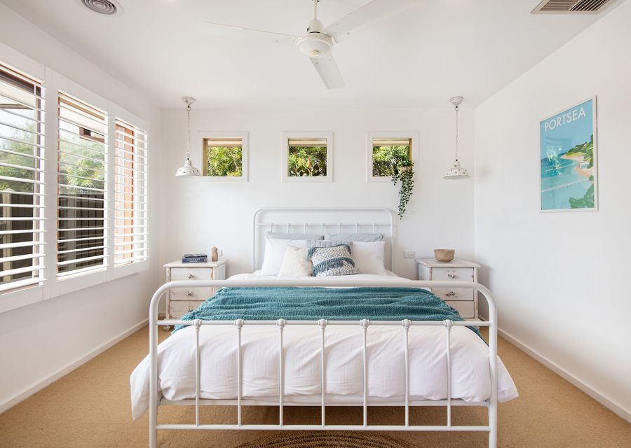 Master with queen bed and ensuite 