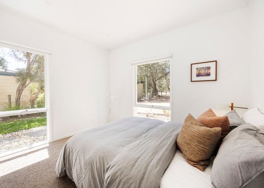 Bedroom 2 with a queen size bed 