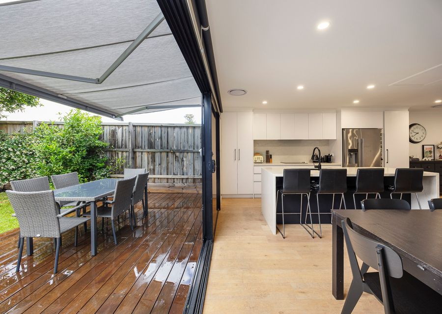 Indoor/outdoor living