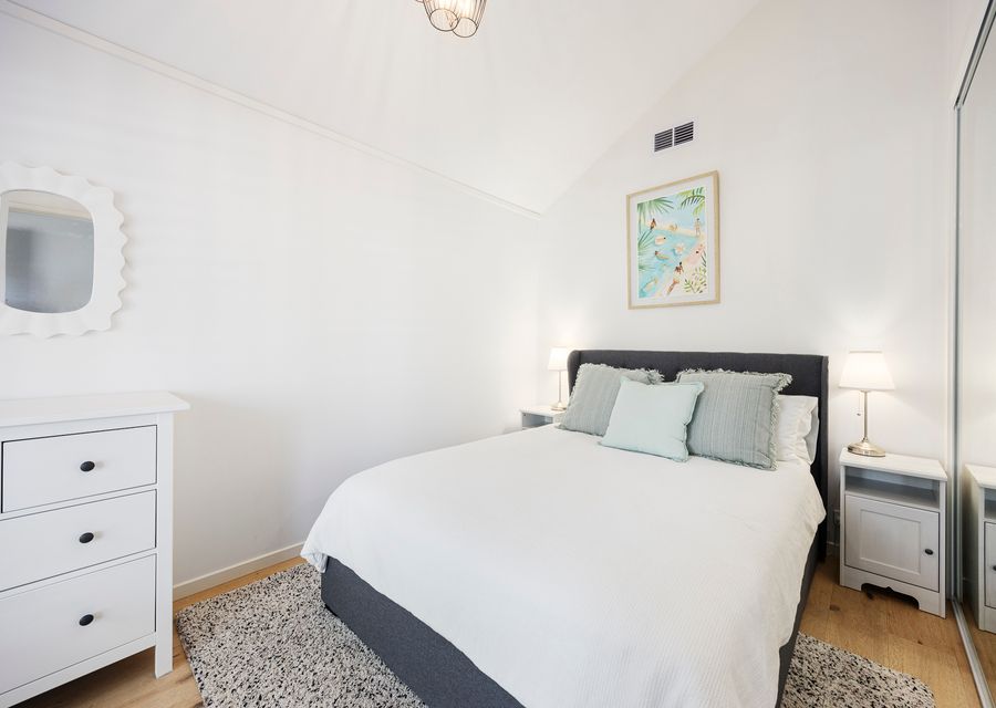 Master bedroom with Queen bed