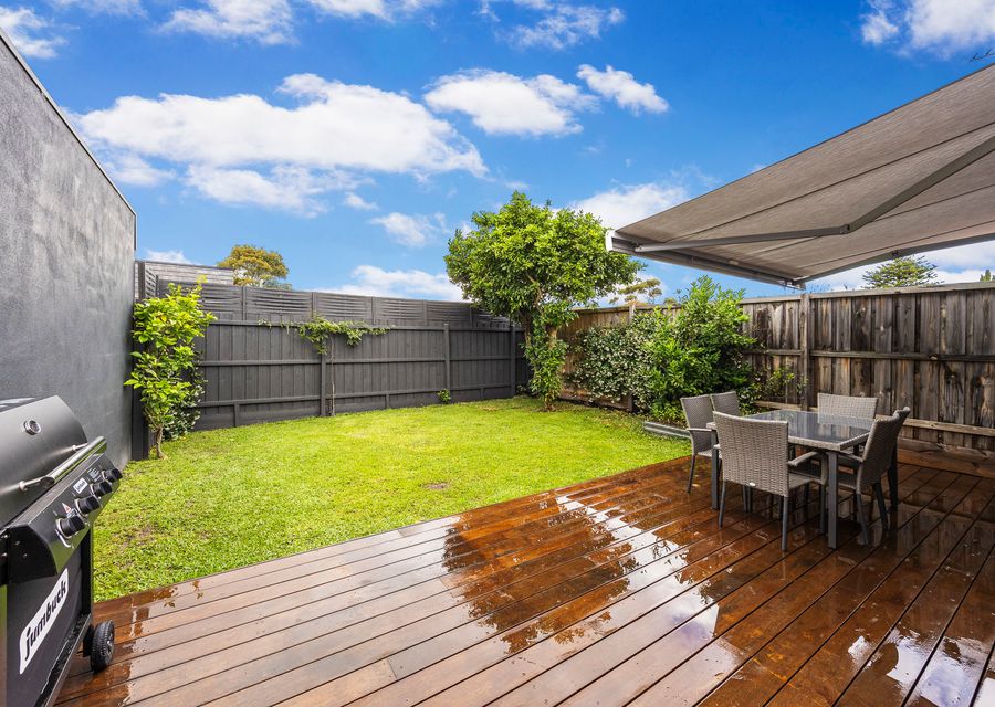 Outdoor space with gas BBQ