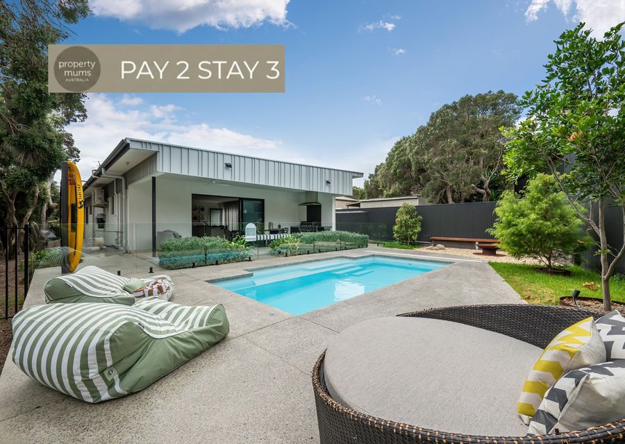 Gas Heated Pool, Fire Pit and Undercover Alfresco