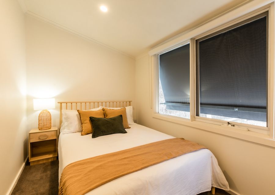 Bedroom four with queen bed and single bed 
