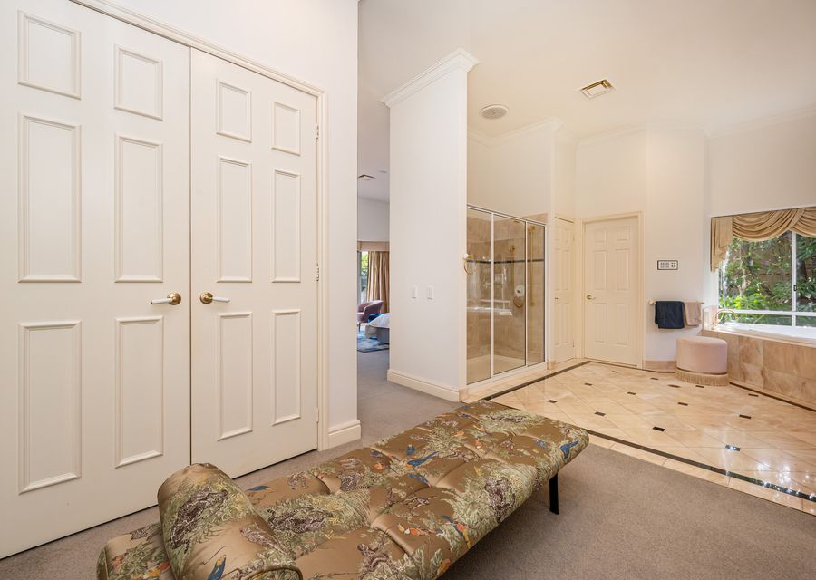 Master bedroom dressing room