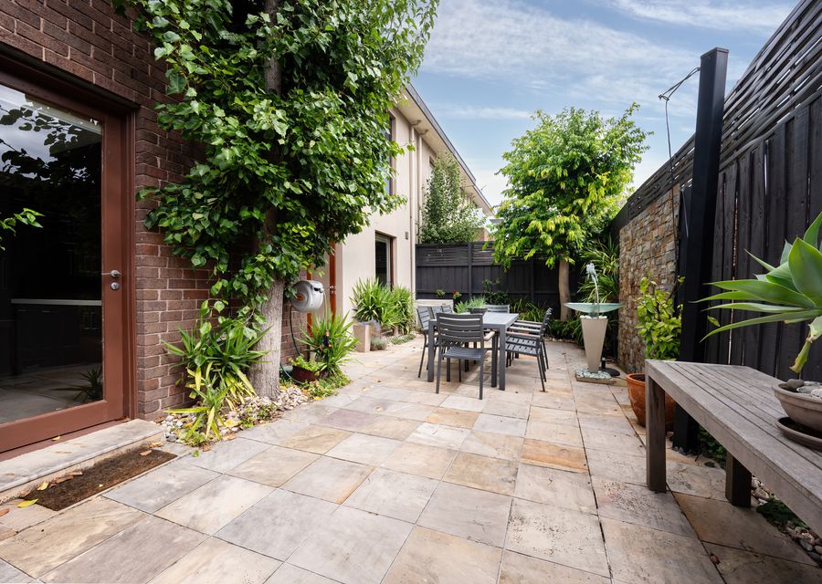 Large spacious courtyard