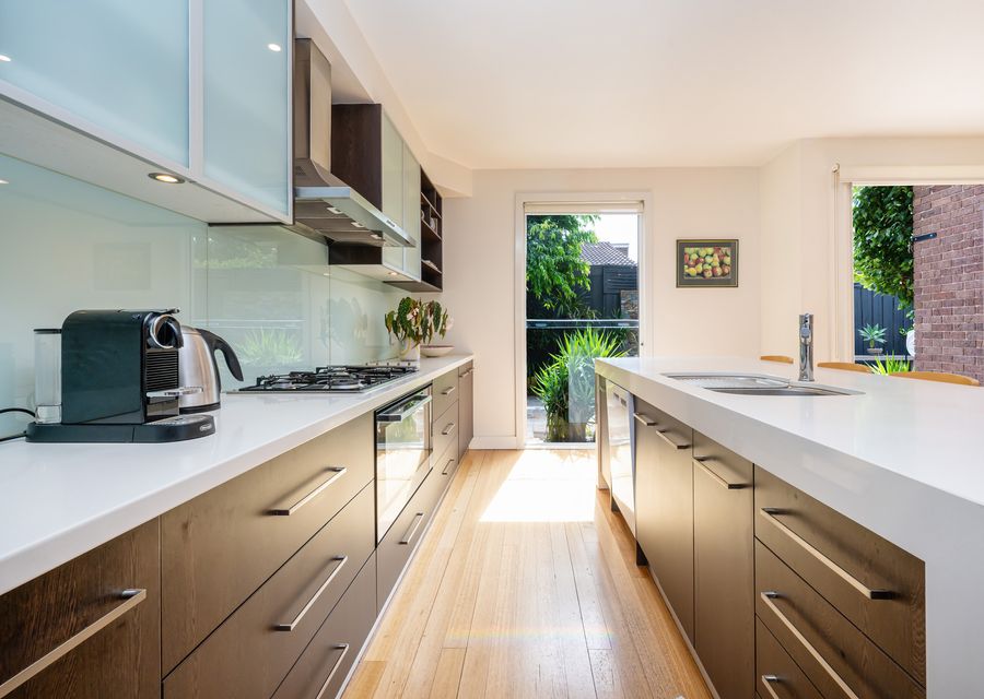 The Light House – Close to Harold Holt Swim Centre