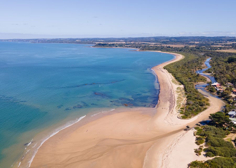 Somers Beach, less than 2 km away from the property