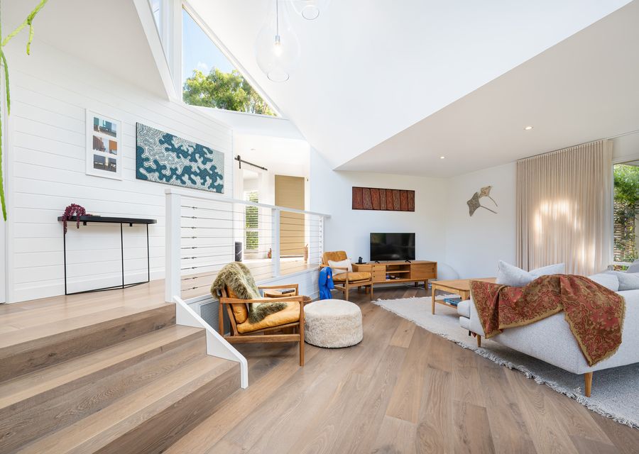 Light-filled by day and stars by night