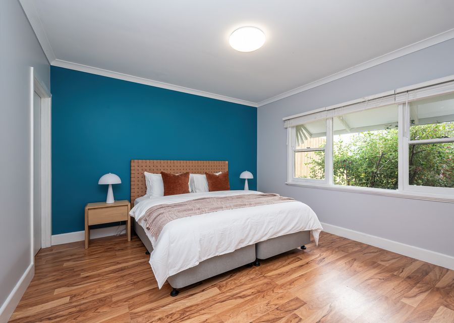 Master bedroom with King bed and ensuite 