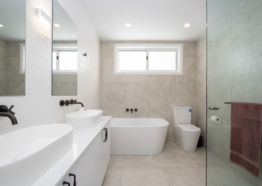 Main Bathroom