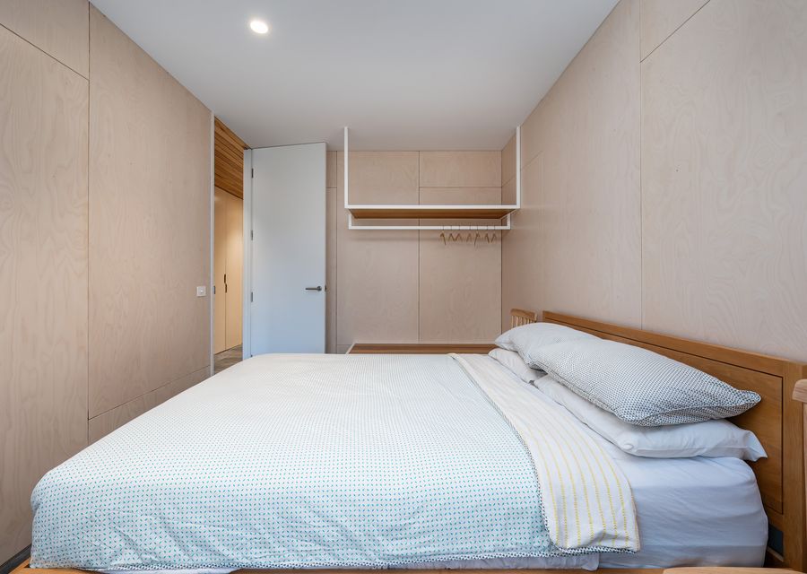 Downstairs Queen room