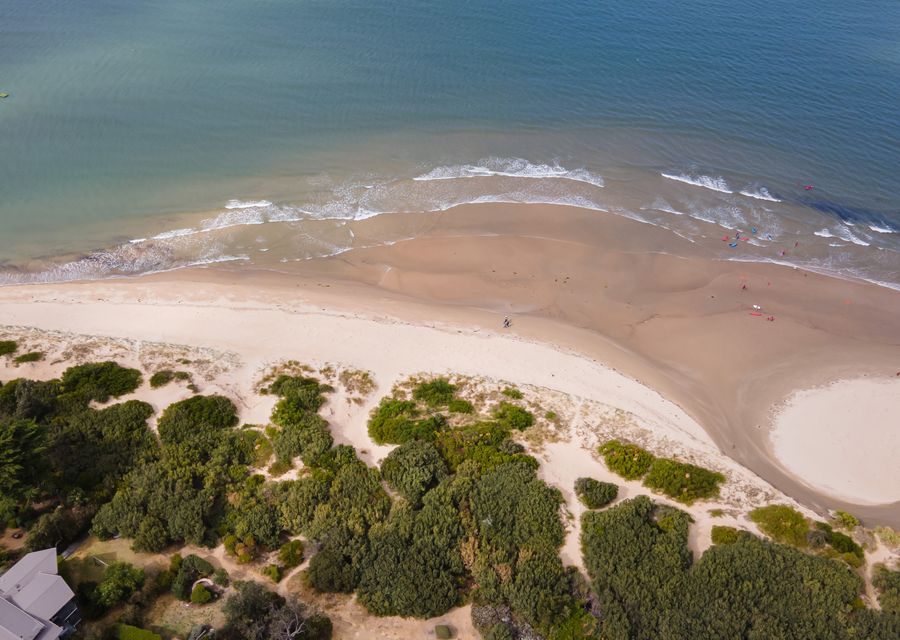 Walk to Somers beach within minutes