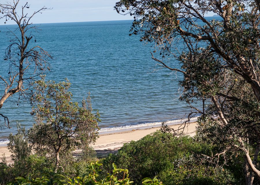 Seasom with pool and spa in beautiful Somers