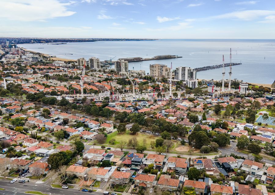 Bayside suburb nearby the property