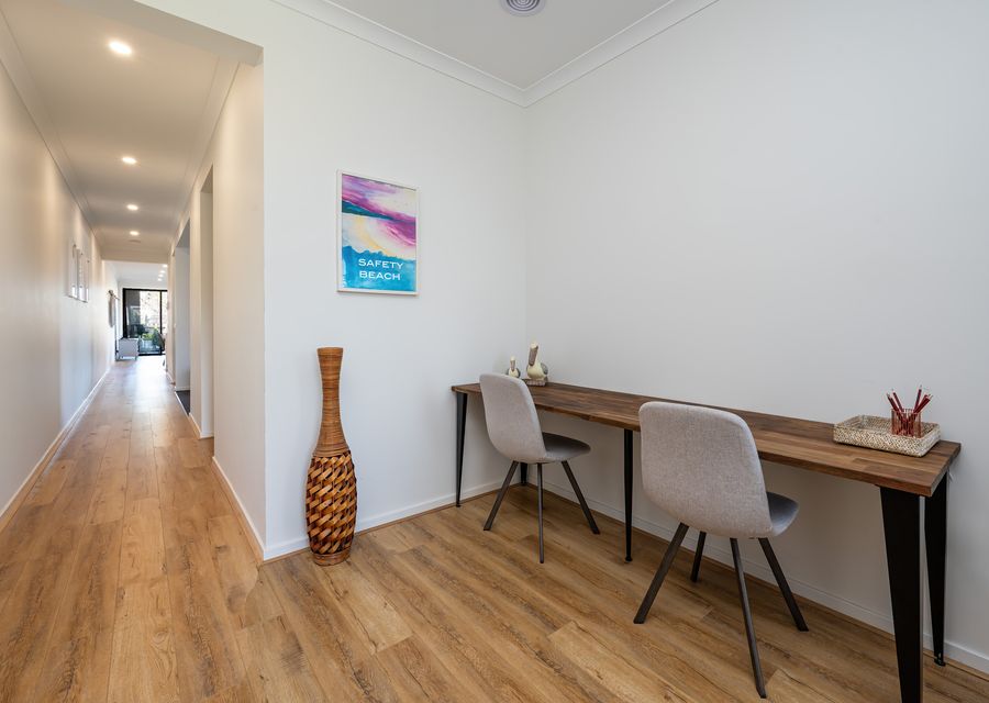 Entrance foyer and work space