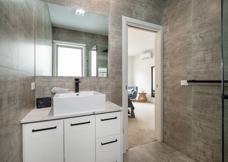 Master Ensuite