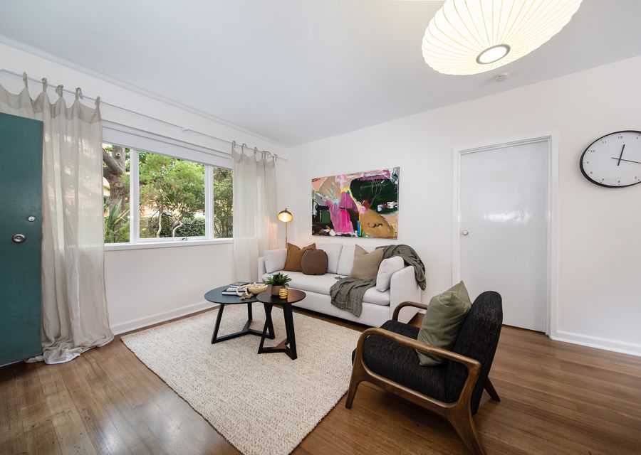 Light and bright living space