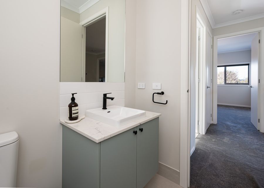 Solara House with Heated Pool and Cinema Room