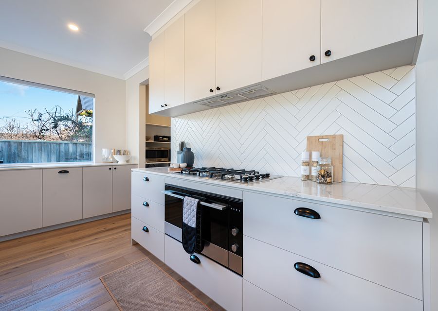 Solara House with Heated Pool and Cinema Room