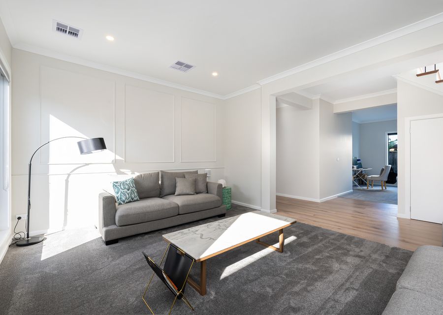 Solara House with Heated Pool and Cinema Room