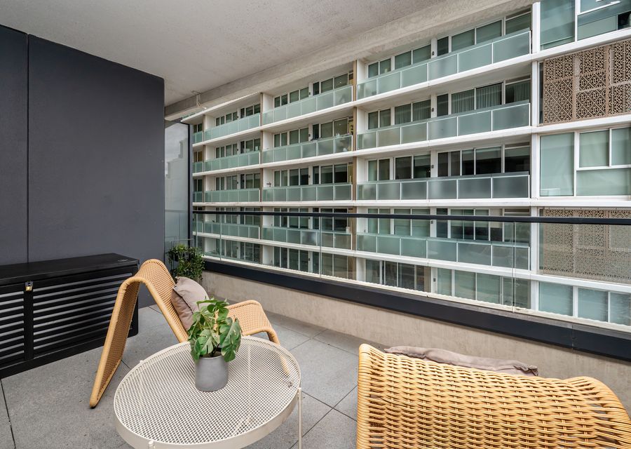 Balcony seating area