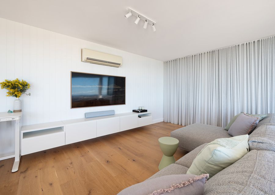 Horizons on Hove with Heated Spa