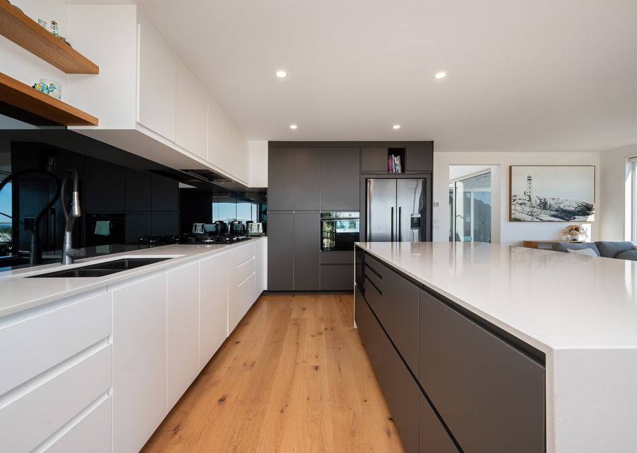 Horizons on Hove with Heated Spa