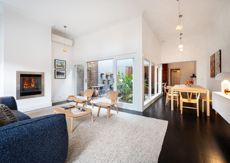 Light, bright open plan living