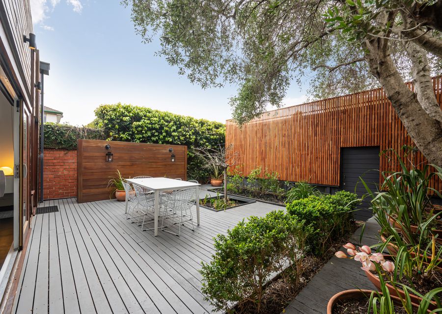 Private courtyard