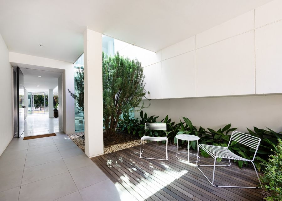 The Art House by the Beach