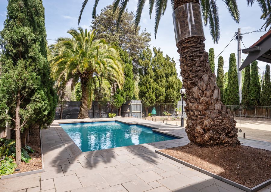 Poolside at Kindrogan – St Kilda