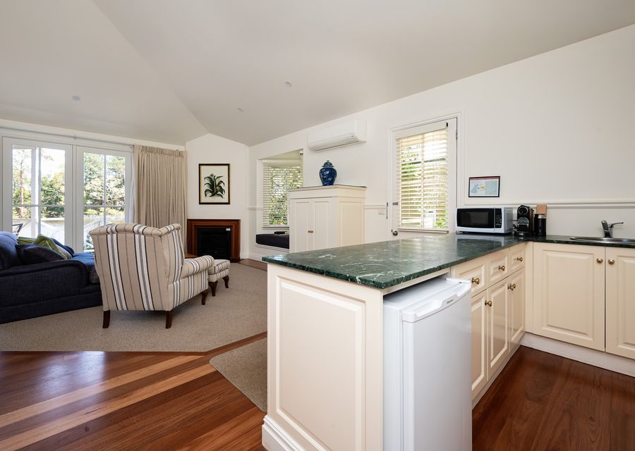 There's a small pantry in here as well for quick bites 